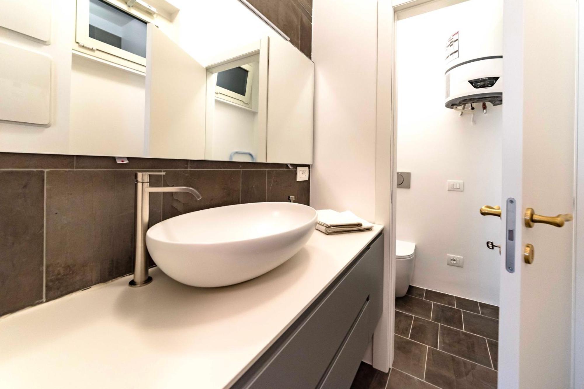 Dream Suites Milano San Babila Εξωτερικό φωτογραφία